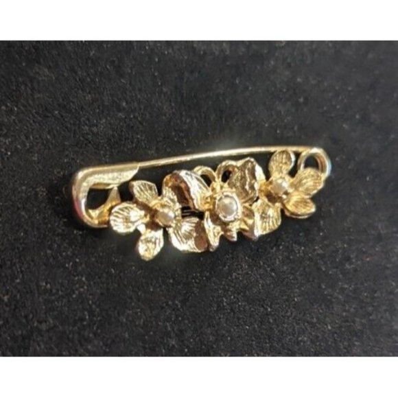Vintage Triple Flower Gold Tone Faux Pearl Brooch Pin 1.5" - Picture 4 of 6